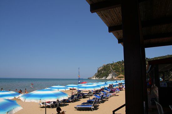 Bar Ristorante azzurro lido