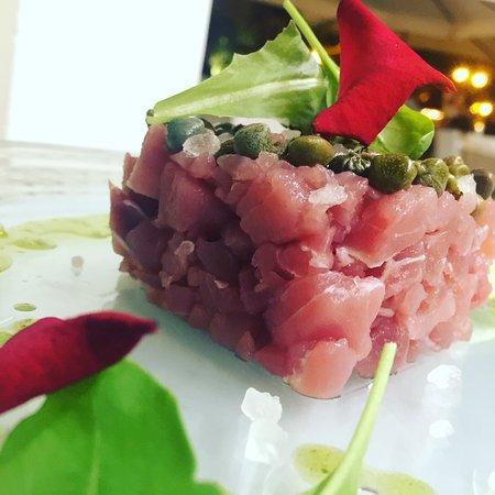 Minami Restaurant & Lounge