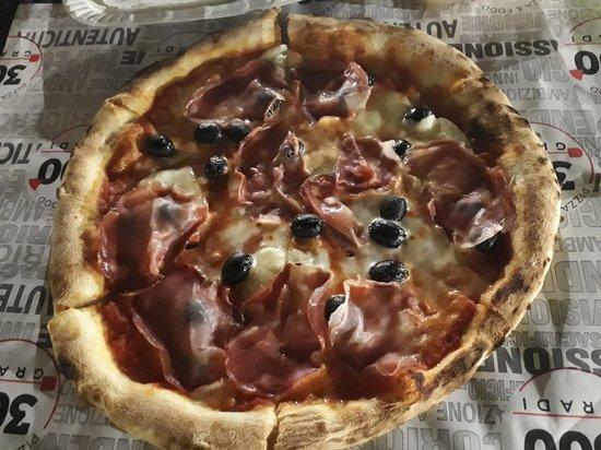 300 GRADI Pizza & Food