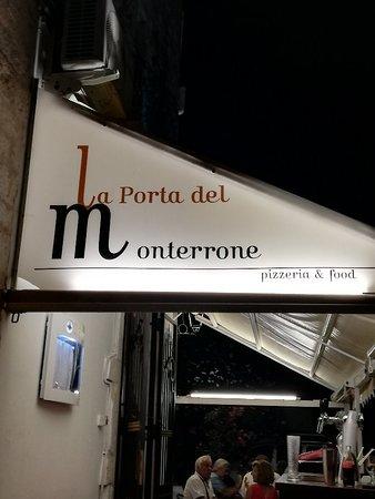 La porta del Monterrone