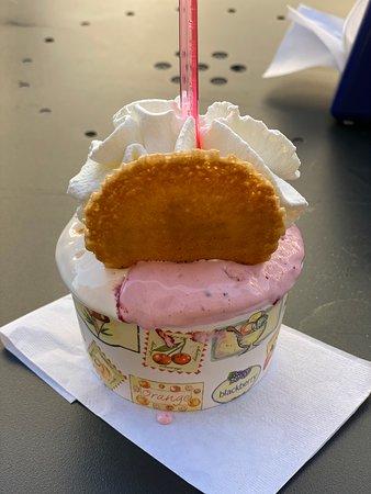 Bar Gelateria Chantal 1