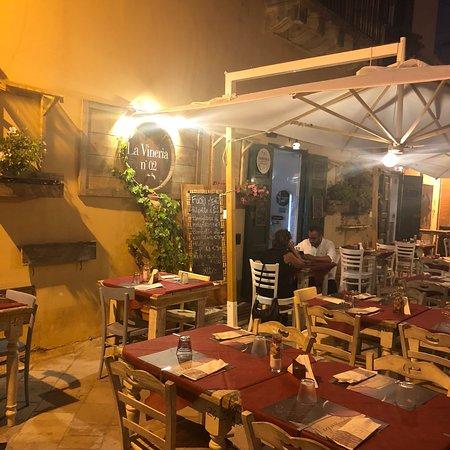 La Vineria 02