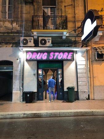 Drug Store