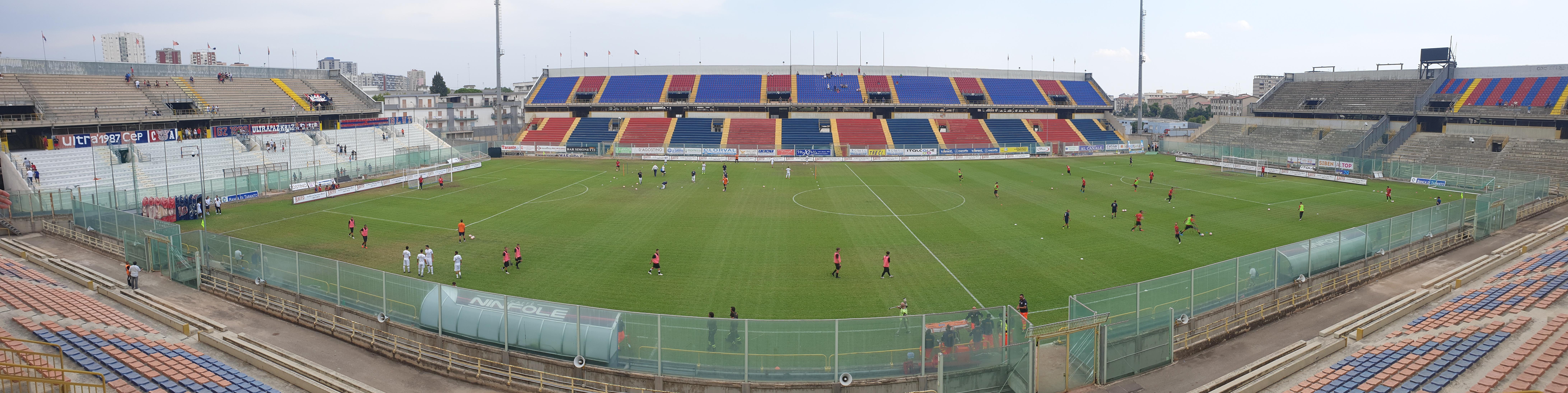 Stade Erasmo-Iacovone