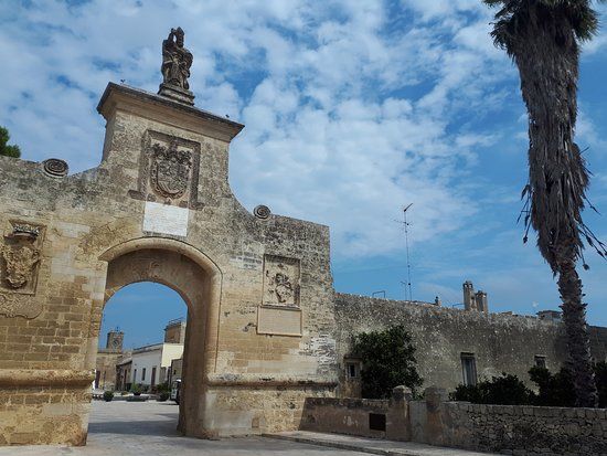 Città fortificata di Acaya