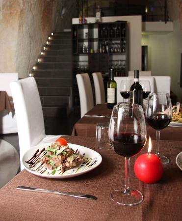 Vinarius Wine & Music Culture